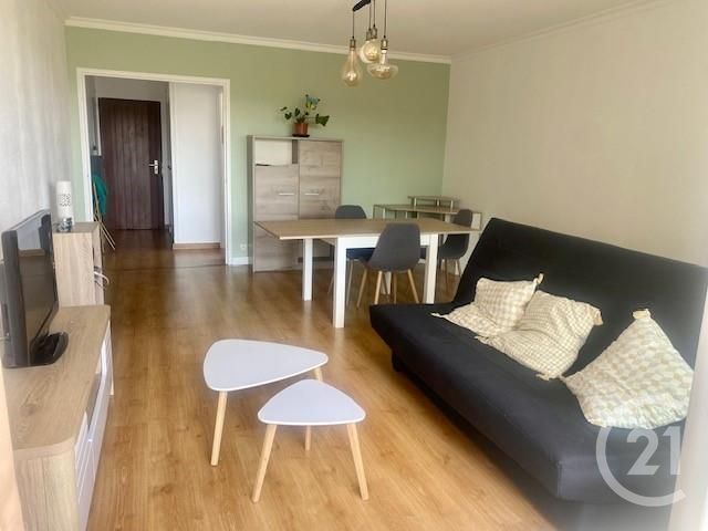 Appartement à louer - 3 pièces - 70.42 m2 - SARTROUVILLE - 78 - ILE-DE-FRANCE - Century 21 G.T.I.